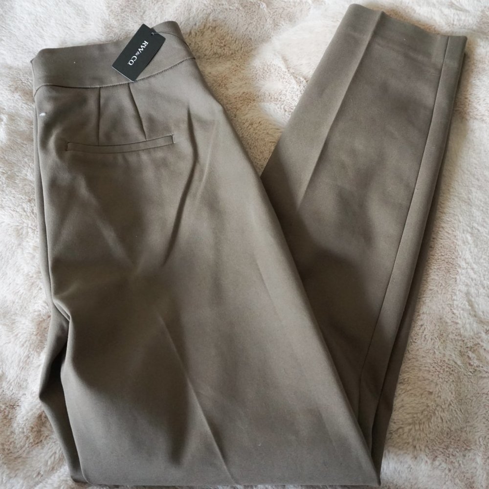 RW&CO Crop Dress Pant, NWT